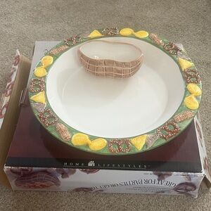 Home Lifestyles Hand Painted chip and Dip set